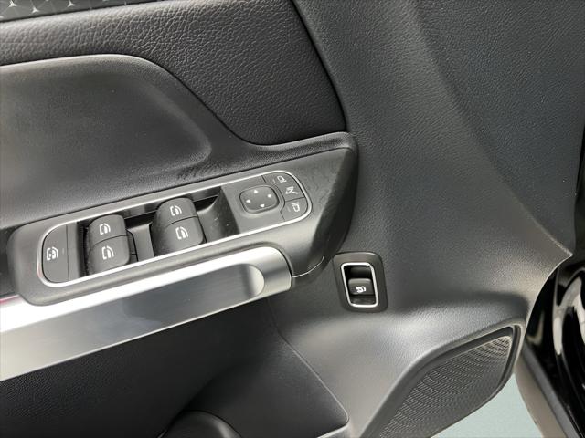 2025 Mercedes-Benz GLB 4MATIC