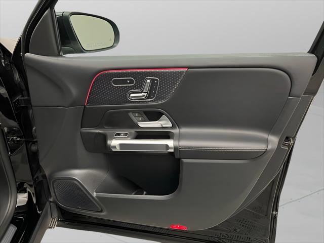 2025 Mercedes-Benz GLB 4MATIC