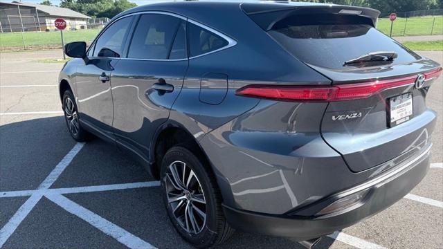 2024 Toyota Venza LE