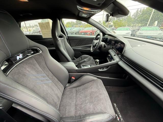 2025 Hyundai Elantra Base
