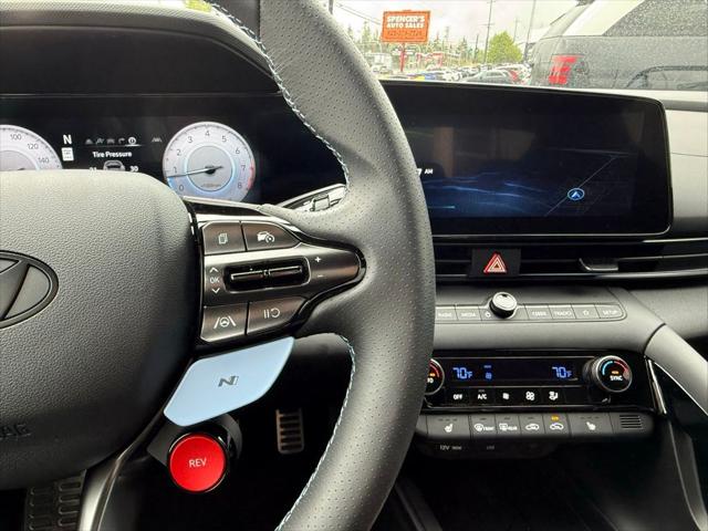 2025 Hyundai Elantra Base