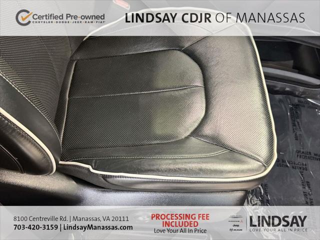 2024 Chrysler Pacifica Hybrid Premium S Appearance Pkg