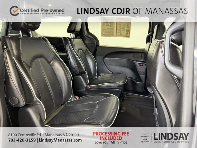 2024 Chrysler Pacifica Hybrid Premium S Appearance Pkg
