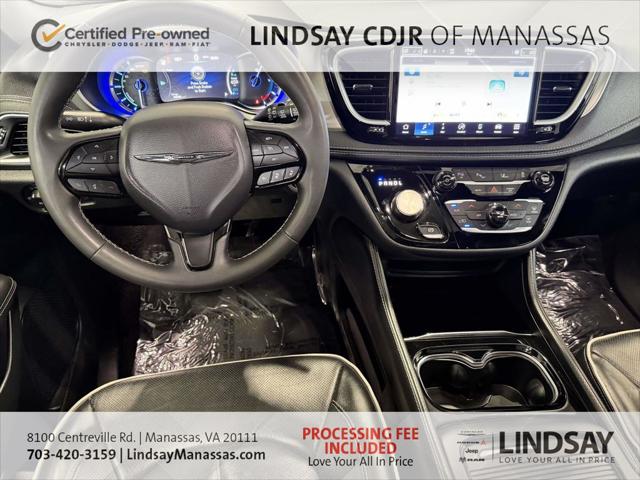 2024 Chrysler Pacifica Hybrid Premium S Appearance Pkg