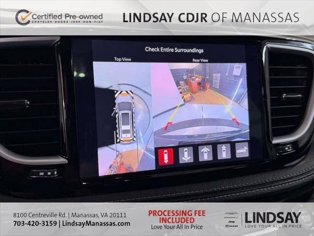 2024 Chrysler Pacifica Hybrid Premium S Appearance Pkg