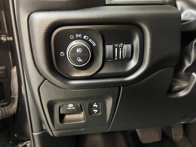 2025 Ram 1500 Laramie Crew Cab 4x4 5'7" Box