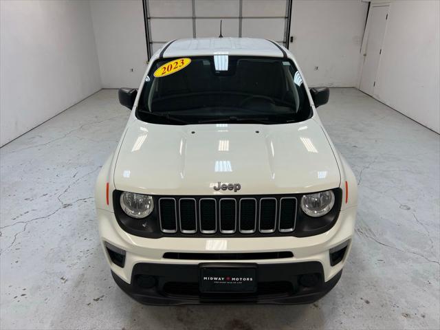 2023 Jeep Renegade Latitude 4x4