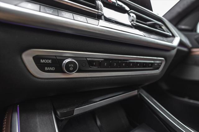 2022 BMW X5 M50i