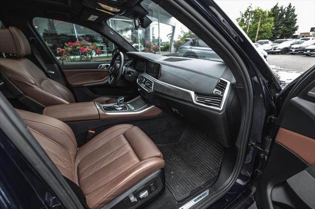 2022 BMW X5 M50i