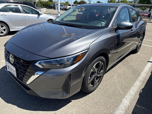 2025 Nissan Sentra SV CVT's photo