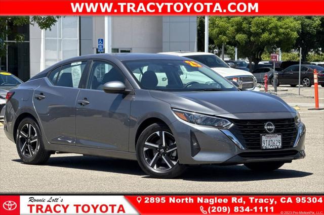 2025 Nissan Sentra SV CVT's photo