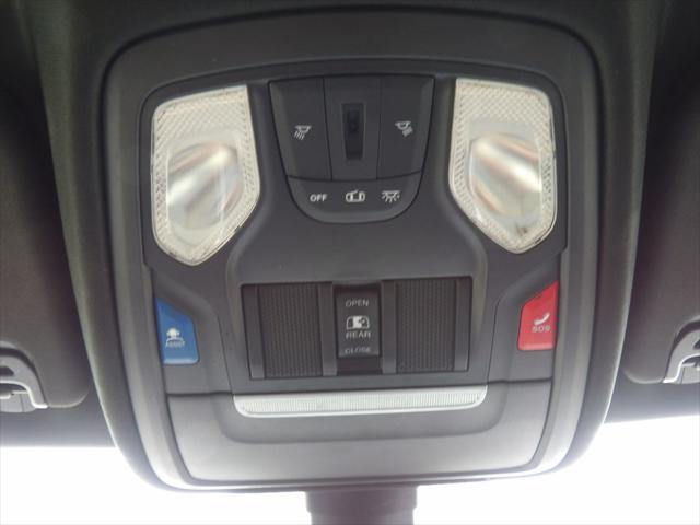 2020 Ram 1500 Lone Star Crew Cab 4x4 5'7" Box