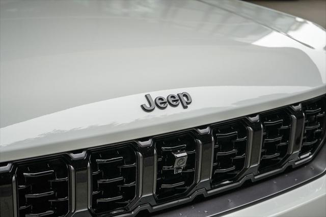 2026 Jeep Grand Cherokee Summit 4x4