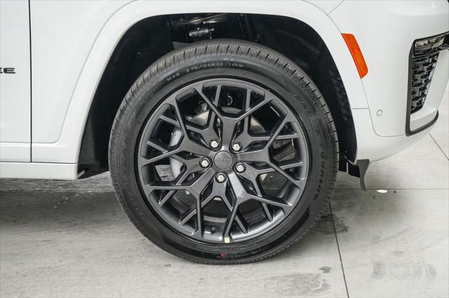 2026 Jeep Grand Cherokee Summit 4x4