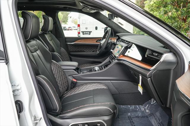 2026 Jeep Grand Cherokee Summit 4x4