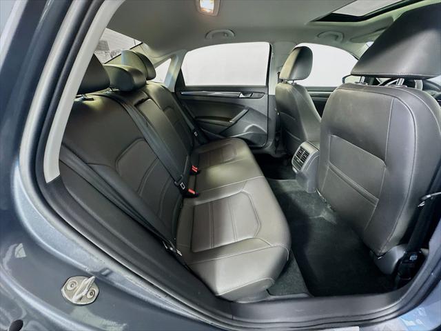 2020 Volkswagen Passat 2.0T R-Line