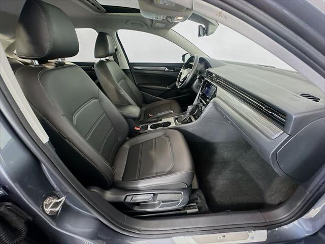 2020 Volkswagen Passat 2.0T R-Line