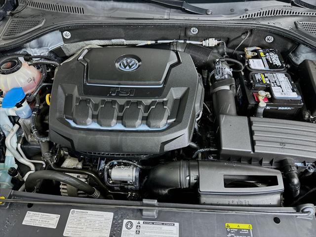 2020 Volkswagen Passat 2.0T R-Line