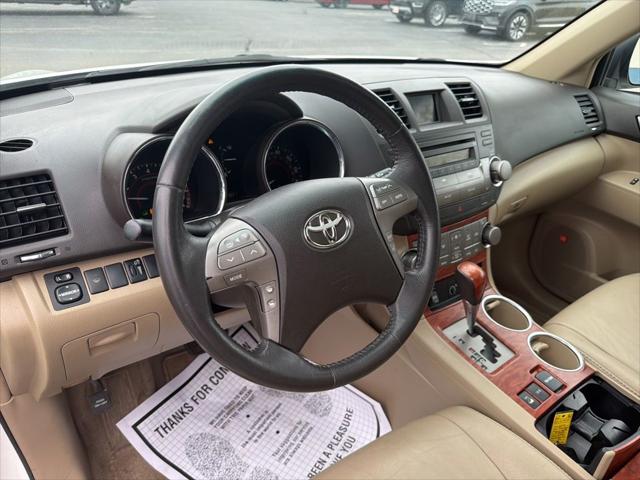 2010 Toyota Highlander Limited V6