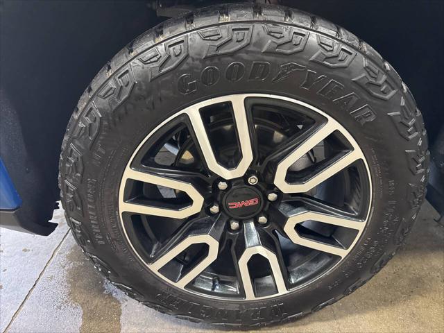 2024 GMC Sierra 1500 4WD Crew Cab Short Box AT4