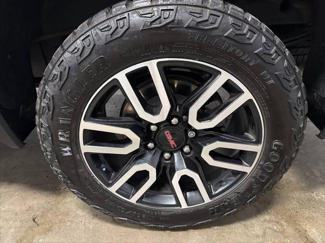 2024 GMC Sierra 1500 4WD Crew Cab Short Box AT4