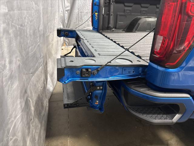 2024 GMC Sierra 1500 4WD Crew Cab Short Box AT4