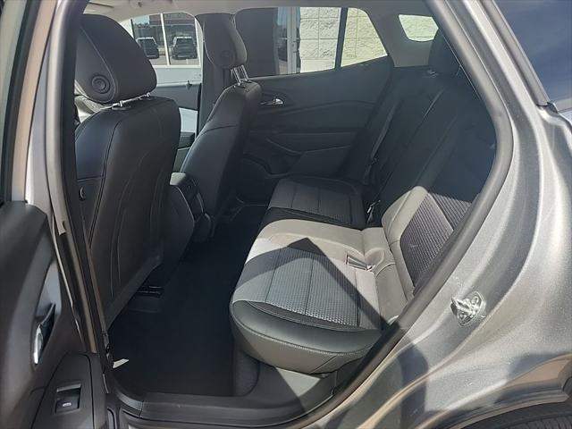2025 Chevrolet Trax FWD LT