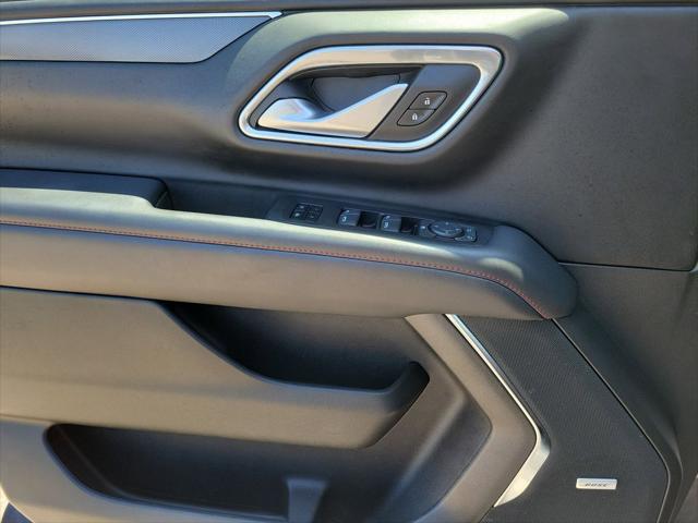 2022 Chevrolet Suburban 4WD RST