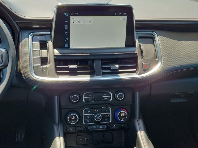 2022 Chevrolet Suburban 4WD RST