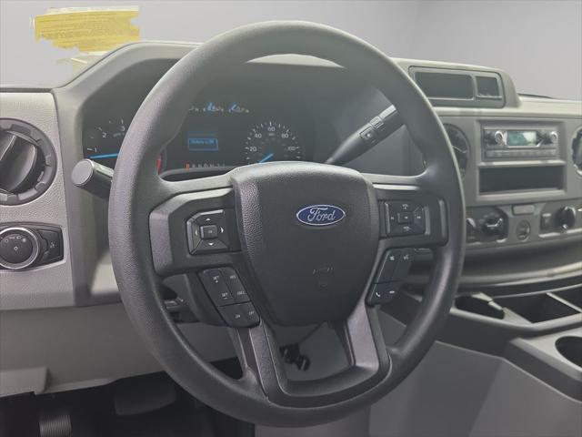 2024 Ford E-450 Cutaway Base