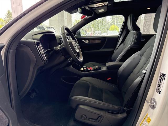 2023 Volvo XC40 Recharge Pure Electric Twin Plus