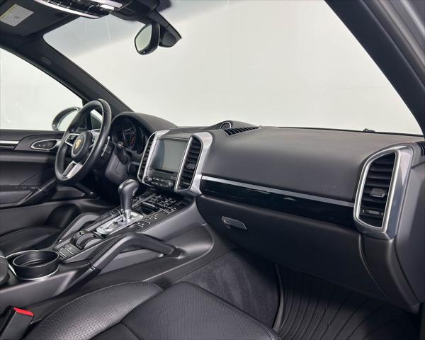 2018 Porsche Cayenne Base