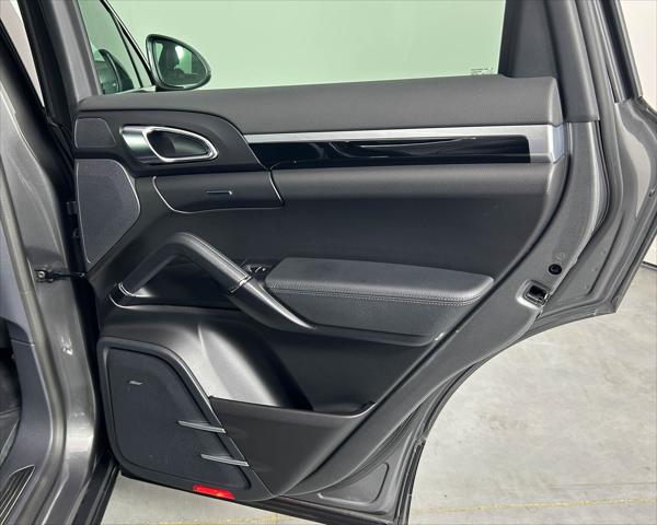 2018 Porsche Cayenne Base