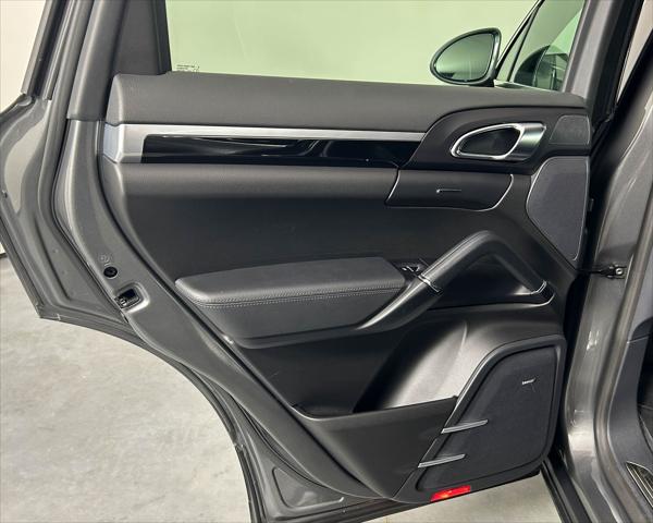 2018 Porsche Cayenne Base