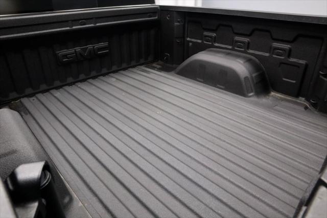 2023 GMC Sierra 1500 4WD Crew Cab Short Box SLT