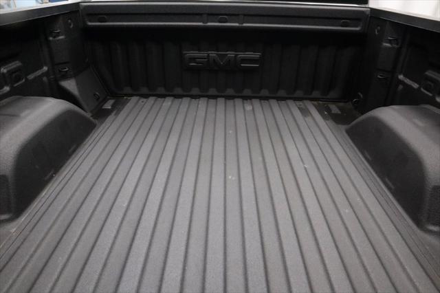 2023 GMC Sierra 1500 4WD Crew Cab Short Box SLT