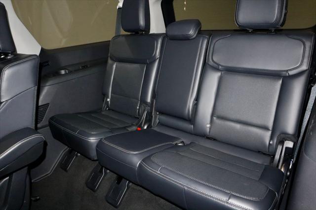 2025 Ford Expedition Platinum MAX
