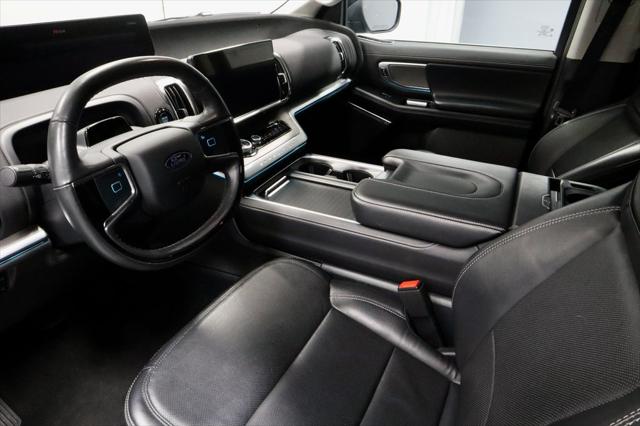 2025 Ford Expedition Platinum MAX