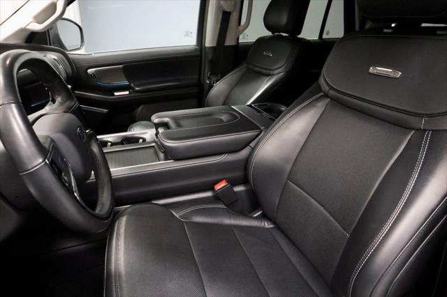 2025 Ford Expedition Platinum MAX