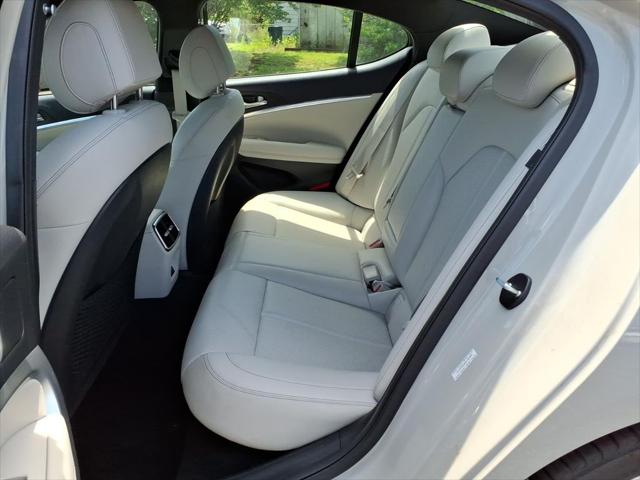 2025 Genesis G70 2.5T RWD