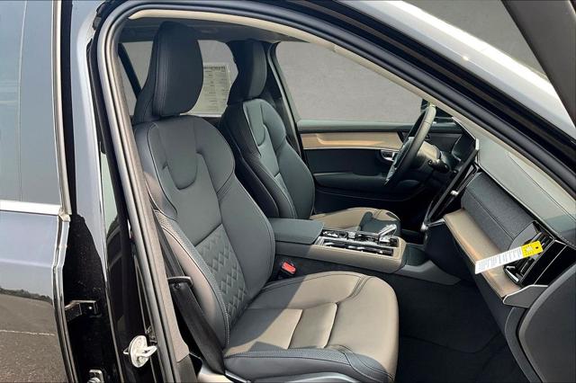 2026 Volvo XC90 Plus, B6 AWD Gas (mild hybrid), Gasoline, Bright, 7 Seats