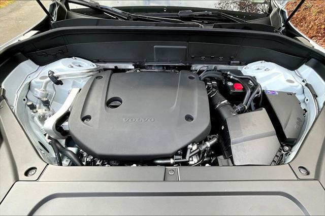 2026 Volvo XC90 Ultra, B6 AWD Gas (mild hybrid), Gasoline, Bright, 7 Seats