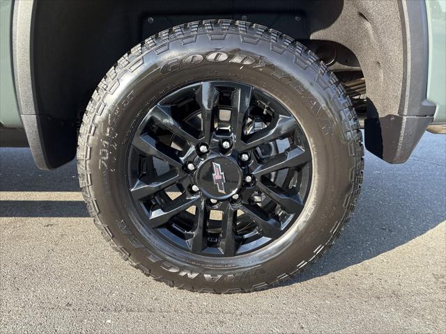 2026 Chevrolet Silverado 2500HD Crew Cab, Standard Bed, LT, 4WD