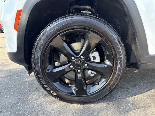 2024 Jeep Grand Cherokee Altitude X 4x2