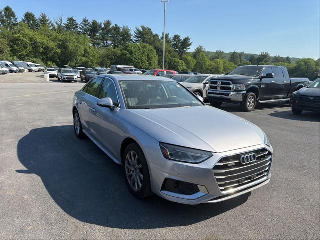 2022 Audi A4 Premium 40 TFSI quattro S tronic
