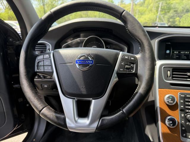 2017 Volvo S60 Inscription T5 Platinum