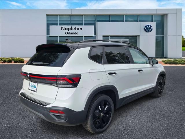 2026 Volkswagen Taos SE Black