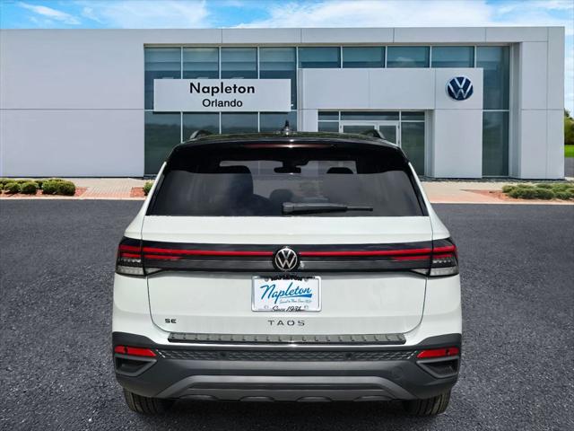2026 Volkswagen Taos SE Black