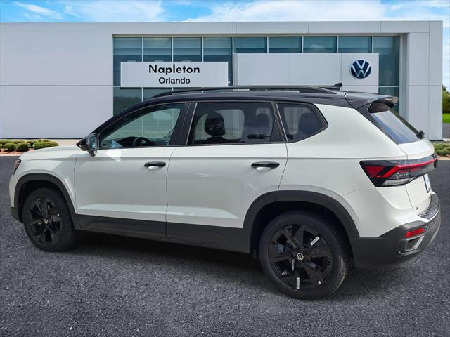 2026 Volkswagen Taos SE Black