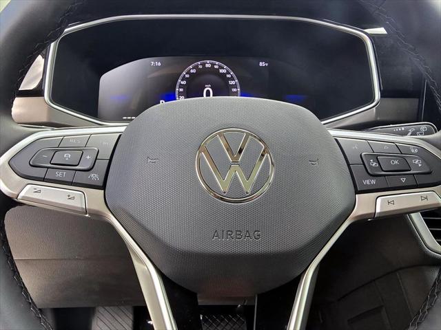 2026 Volkswagen Taos SE Black
